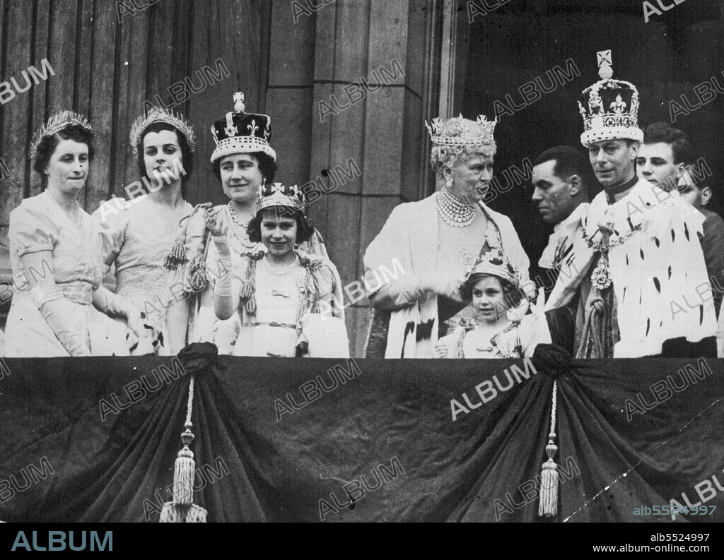 The coronation of King George VI. And Queen Elizabeth. Scenes After The Ceremony .
A happy picture on the balcony of balcony of Buckingham Palace, showing H.M. The King N.M. The Queen, Queen Mary, and the two princesses.
Queen Marry's family after the Coronation of George VI and Queen Elizabeth. Waving is the young Princess now Queen Elizabeth II. From this balcony of Buckingham Palace, the old Queen has seen events shape themselves and then pass into history - while she lives on. May 12, 1957. (Photo by Sport & General Press Association Limited).
