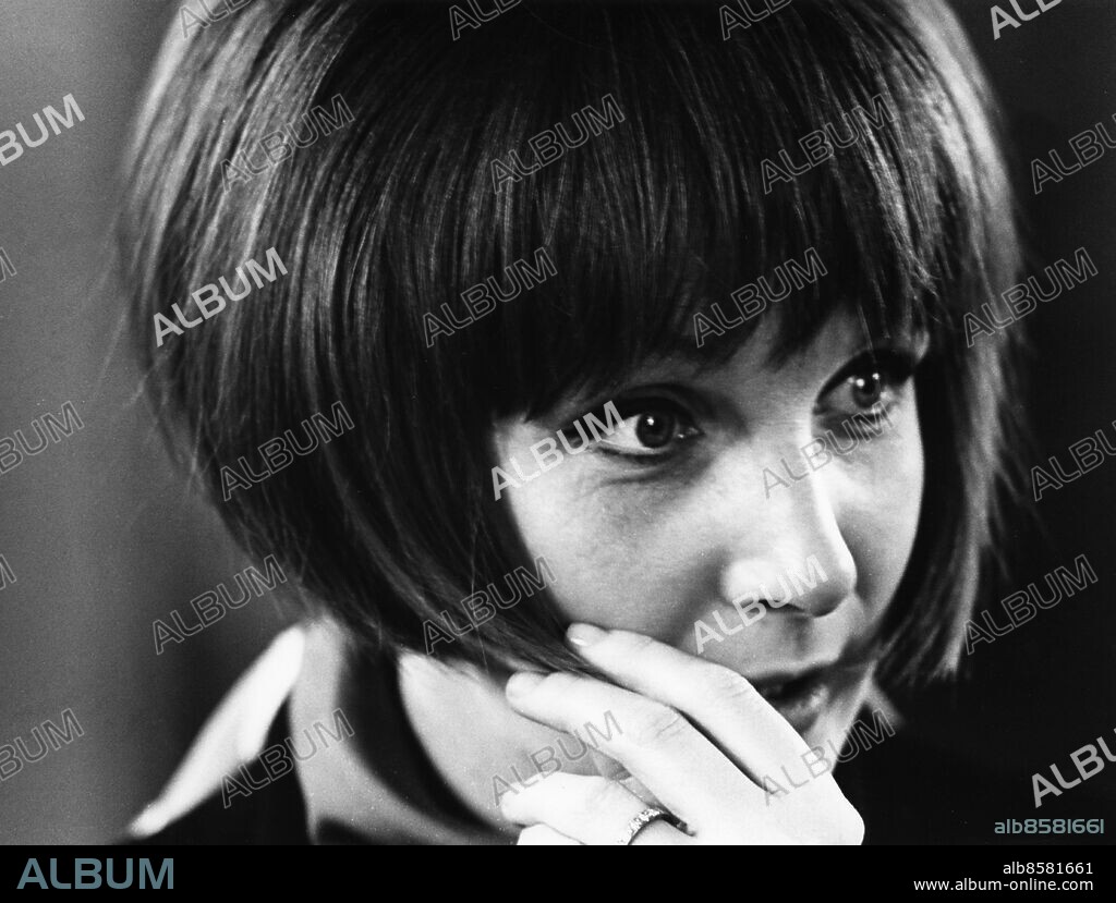 ARKIV 19631115.. Skådespelerskan Catrin Westerlund, nysminkad.. Foto: Ulf Stråhle / SVT / Kod: 5600. RiR sv/v 17066. Mapp: TV Sminkning TV div.