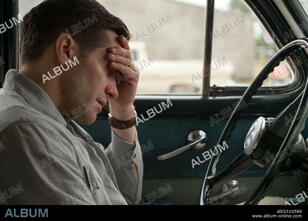 JAKE GYLLENHAAL dans WILDLIFE: UNE SAISON ARDENTE, 2018 (WILDLIFE), réalisé par PAUL DANO. Copyright Nine Stories Productions / Sight Unseen Pictures.