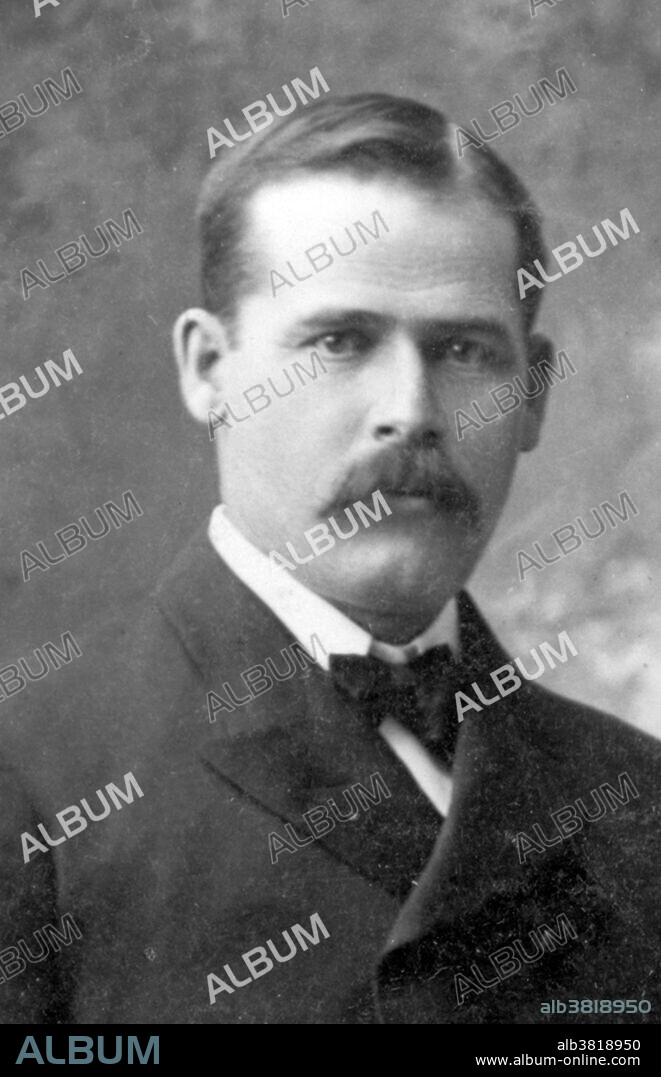Harry Longabaugh photographed by De Young Photograph Studio, NYC, 1901. Harry Alonzo Longabaugh (1867 - November 7, 1908), better known as the Sundance Kid, was an outlaw and member of Butch Cassidy's Wild Bunch in the American Old West. He earned his nickname when he was caught and convicted of horse thievery in Sundance, Wyoming. Despite his reputation as a gunfighter, he is not certain to have actually killed anyone. Longabaugh likely met Butch Cassidy after he was released from prison around 1896. Together with the other members of "The Wild Bunch" gang, they performed the longest string of successful train and bank robberies in American history. After pursuing a career in crime for several years in the United States, the pressures of being pursued, notably by the Pinkerton Detective Agency, forced Longabaugh, his girlfriend Etta Place, and Cassidy to abandon the United States. The trio fled first to Argentina and then to Bolivia, where Parker and Longabaugh were probably killed in a shootout in November 1908.