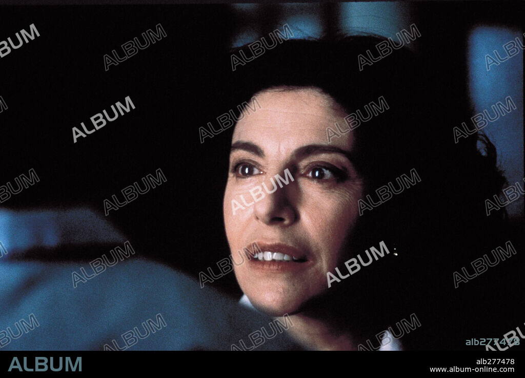 CHARO LOPEZ en SECRETOS DEL CORAZON, 1997, dirigida por MONTXO ARMENDARIZ. Copyright AIETE FILMS.