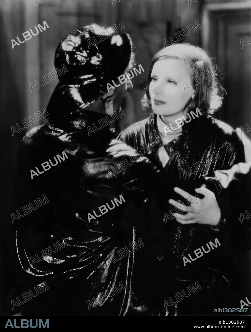GRETA GARBO in ANNA CHRISTIE, 1930, directed by JACQUES FEYDER. Copyright M.G.M.