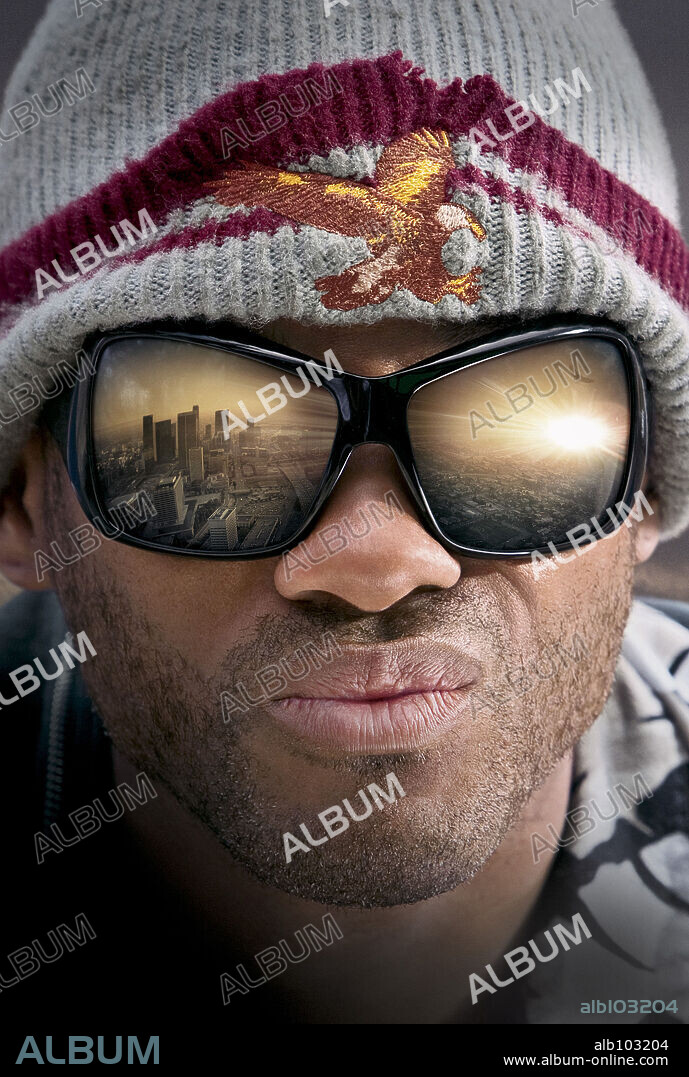 WILL SMITH en HANCOCK, 2008, dirigida por PETER BERG. Copyright FORWARD PASS/OVERBROOK ENTERTAINMENT.