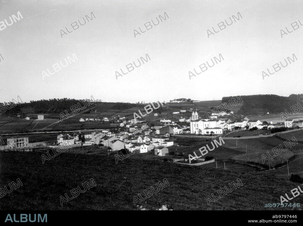 1930. Vista general de Navia (Asturias).