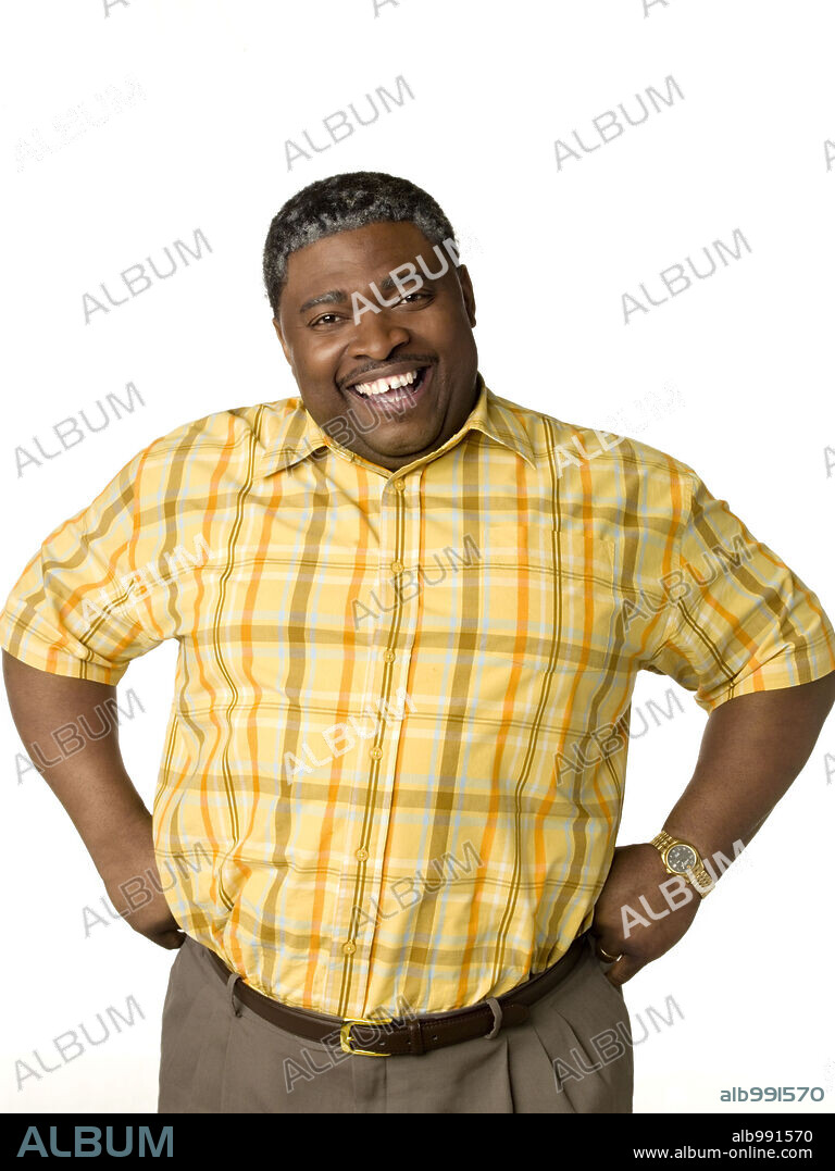 LAVAN DAVIS in HOUSE OF PAYNE, 2006 (HOUSE OF PAYNE-TV), directed by TYLER PERRY. Copyright DEBMAR-MERCURY.