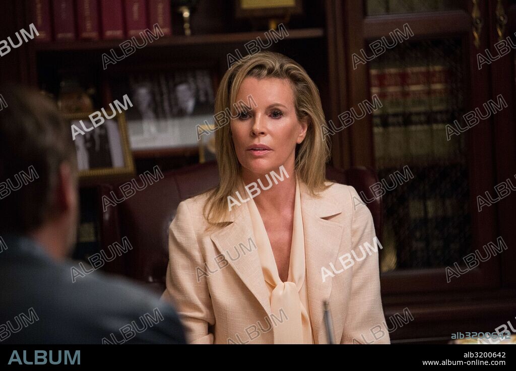 KIM BASINGER in THE NICE GUYS, 2016, directed by SHANE BLACK. Copyright MISTY MOUNTAINS/SILVER PICTURES/WAYPOINT ENTERTAINMENT.