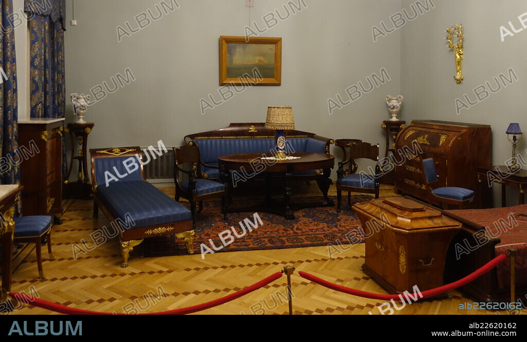 Living room. Interiors of the Gorki Estate. In 1909, the Gorki estate was acquired by Zinaida Grigoryevna Morozova (widow of Savva Morozov), Reinbot in her third marriage. State Historical Museum-Reserve "Gorki Leninskiye".