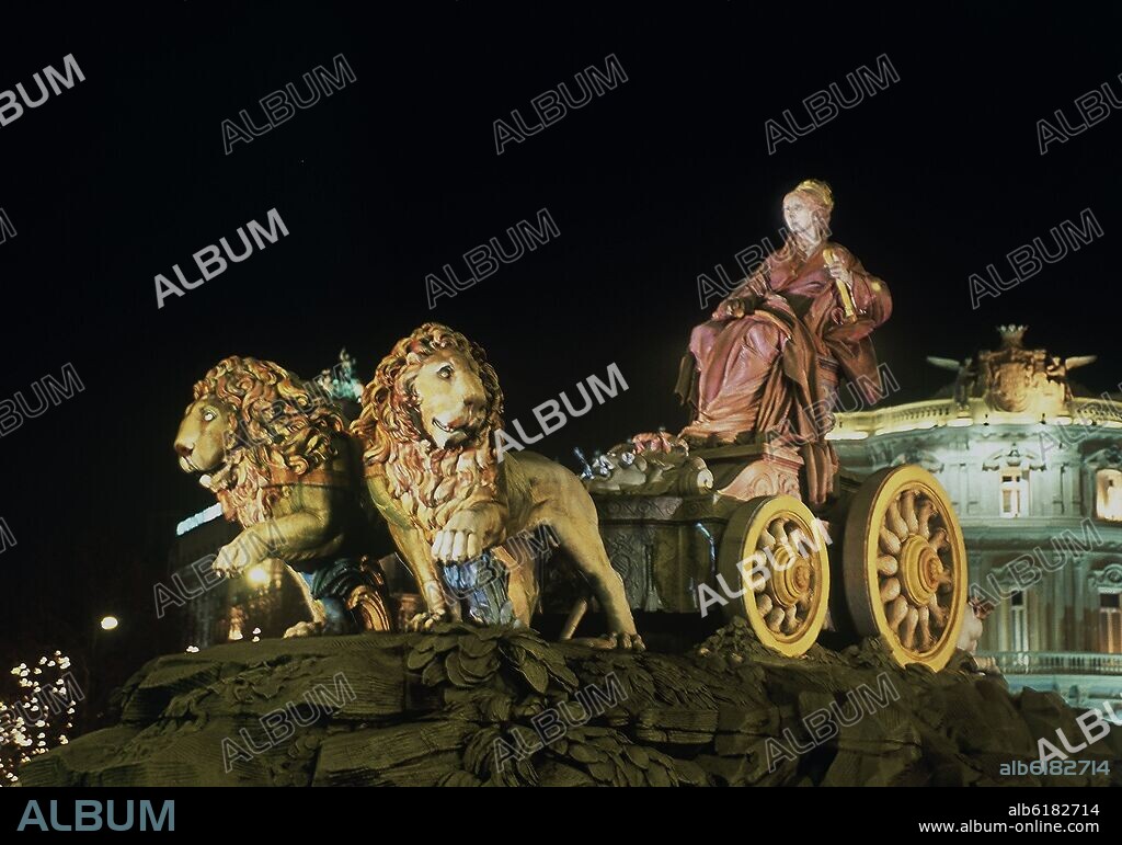 FRANCISCO GUTIERREZ ARRIBAS Y ROBERTO MICHEL. FUENTE DE CIBELES ILUMINADA EN NAVIDAD POR GASPARE DI CARO - SIGLO XVIII - NEOCLASICISMO ESPAÑOL.