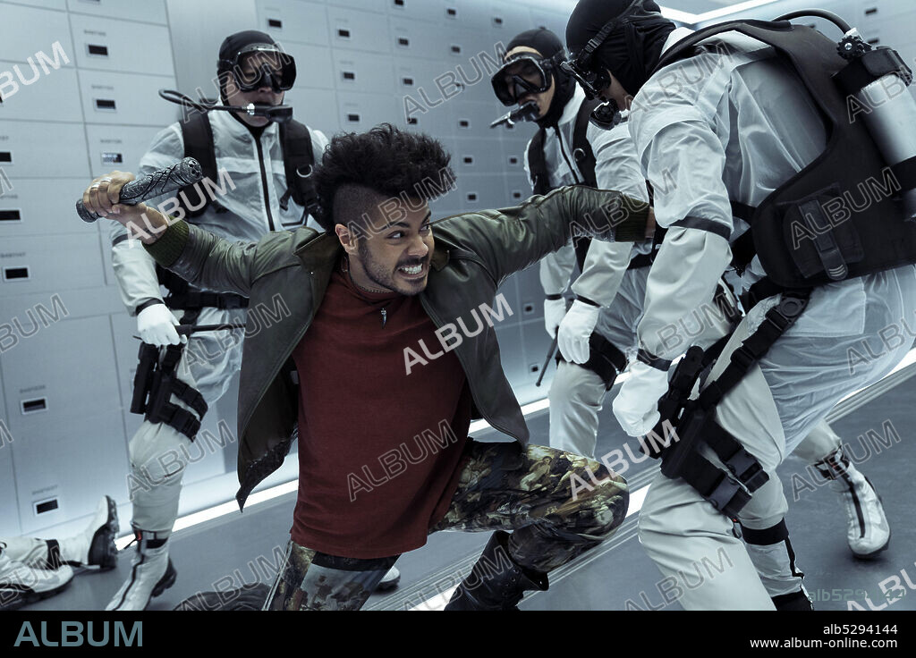 IAN QUINLAN en JUPITER'S LEGACY, 2021, dirigida por CHARLOTTE BRANDSTROM y STEVEN S. DEKNIGHT. Copyright Di Bonaventura Pictures / Image Comics / Netfilx.