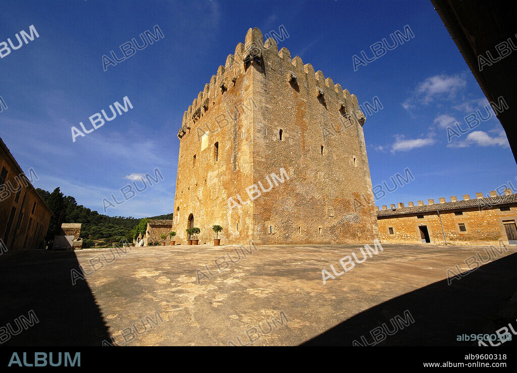 Torre de Canyamel (Torre den Montsó. S.XIII).Capdepera.Sierra de Llevant. Mallorca. Baleares.España.