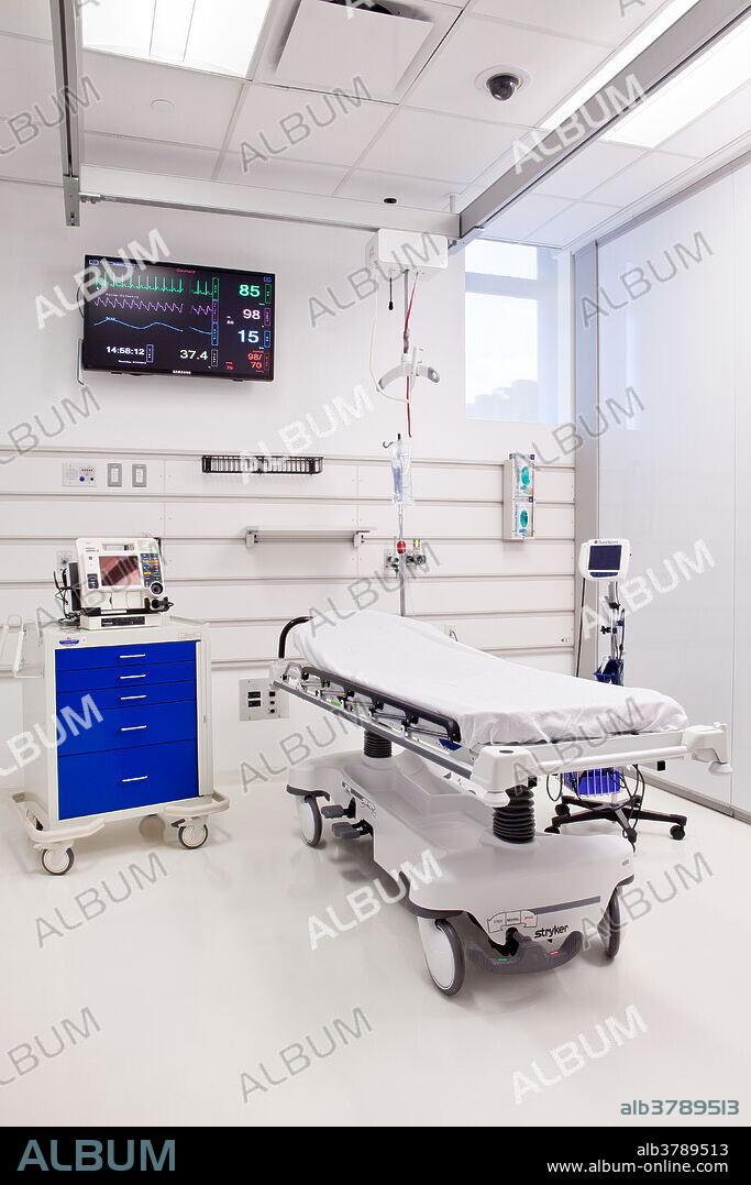 Hospital room with Stryker Transport Stretcher, Verathon Glidescope, crash cart, Medtronic Lifepak 2 Defibrillator, Vital Sign monitor.