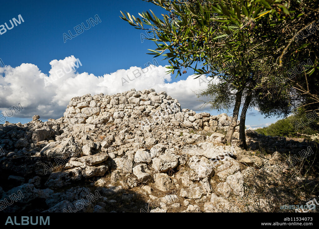 Talaiotic Village, Ses Talaies, 1300 a.C. to 123 b.C. sant Agustí Vell . Menorca, Balearic islands. Spain.