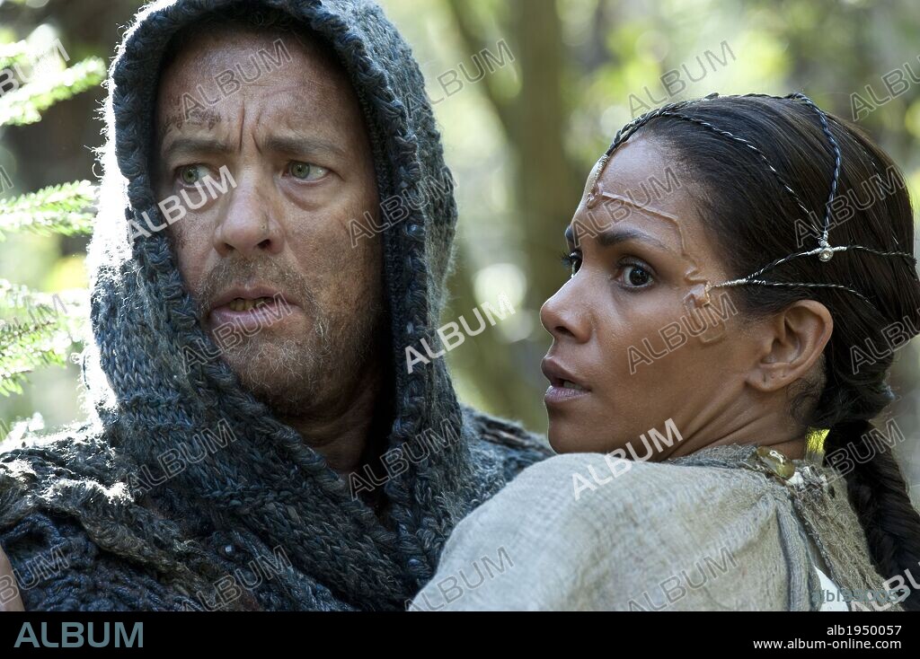 HALLE BERRY y TOM HANKS en EL ATLAS DE LAS NUBES, 2012 (CLOUD ATLAS), dirigida por ANDY WACHOWSKI, LANA WACHOWSKI y TOM TYKWER. Copyright ARD DEGETO FILM.