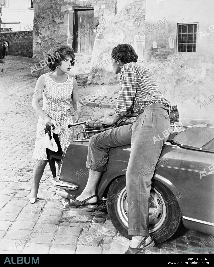 GINA LOLLOBRIGIDA in BUONA SERA, MRS. CAMPBELL, 1968, directed by MELVIN FRANK. Copyright UNITED ARTISTS.