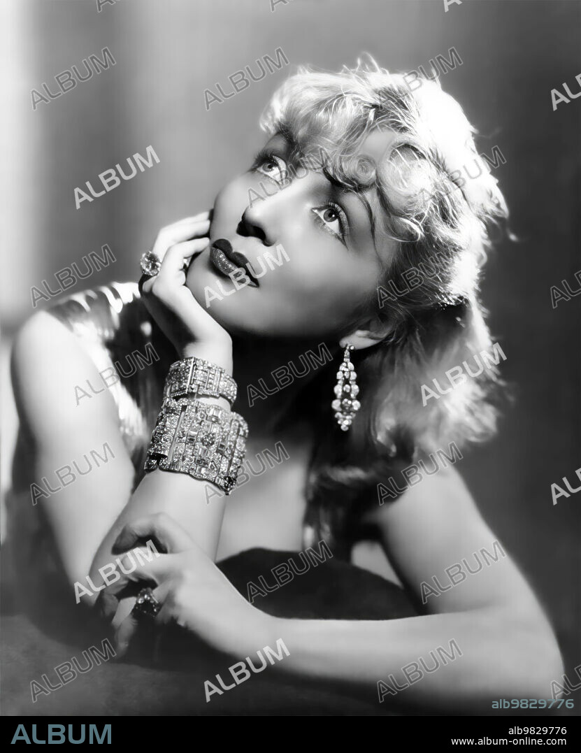 DITA PARLO.