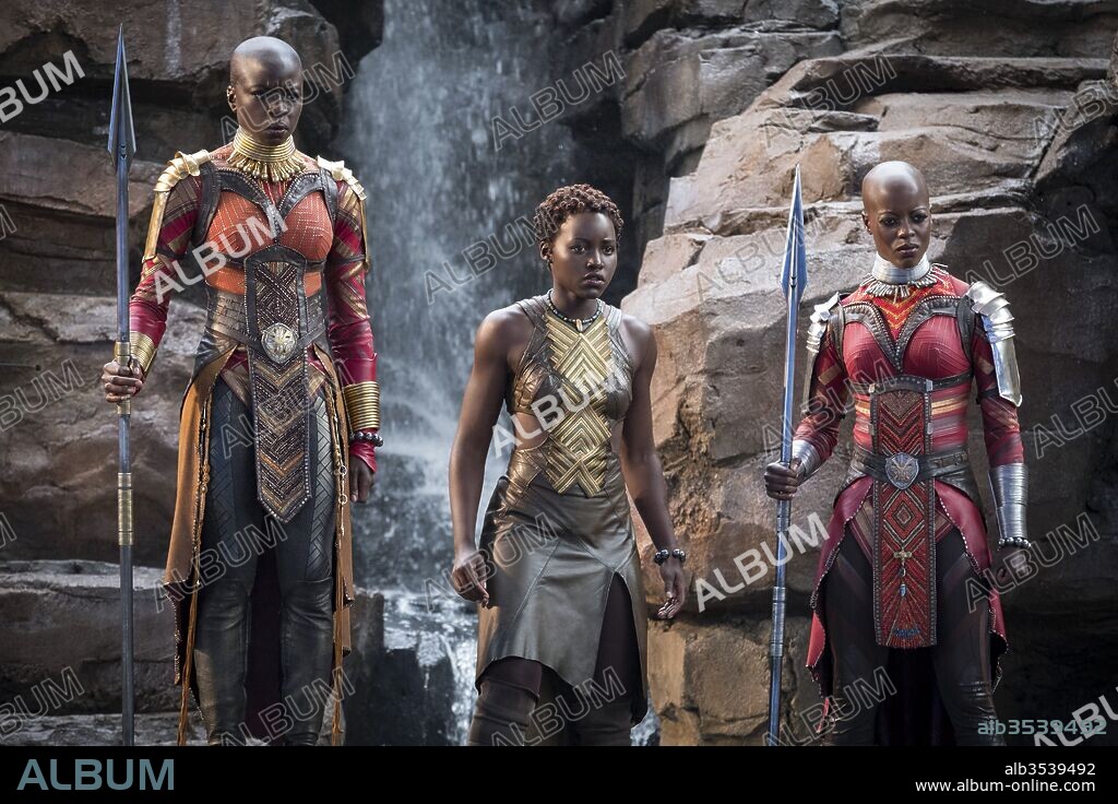 DANAI GURIRA, FLORENCE KASUMBA und LUPITA NYONG'O in BLACK PANTHER, 2018, unter der Regie von RYAN COOGLER. Copyright MARVEL STUDIOS/WALT DISNEY PICTURES.