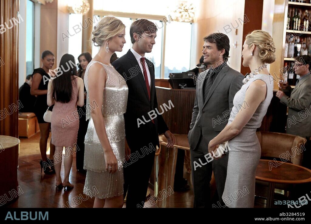 IVANKA TRUMP, JARED KUSHNER, KELLY RUTHERFORD und MATTHEW SETTLE in GOSSIP GIRL, 2007. Copyright CBS TELEVISION. Temporada 4 Capítulo 6.