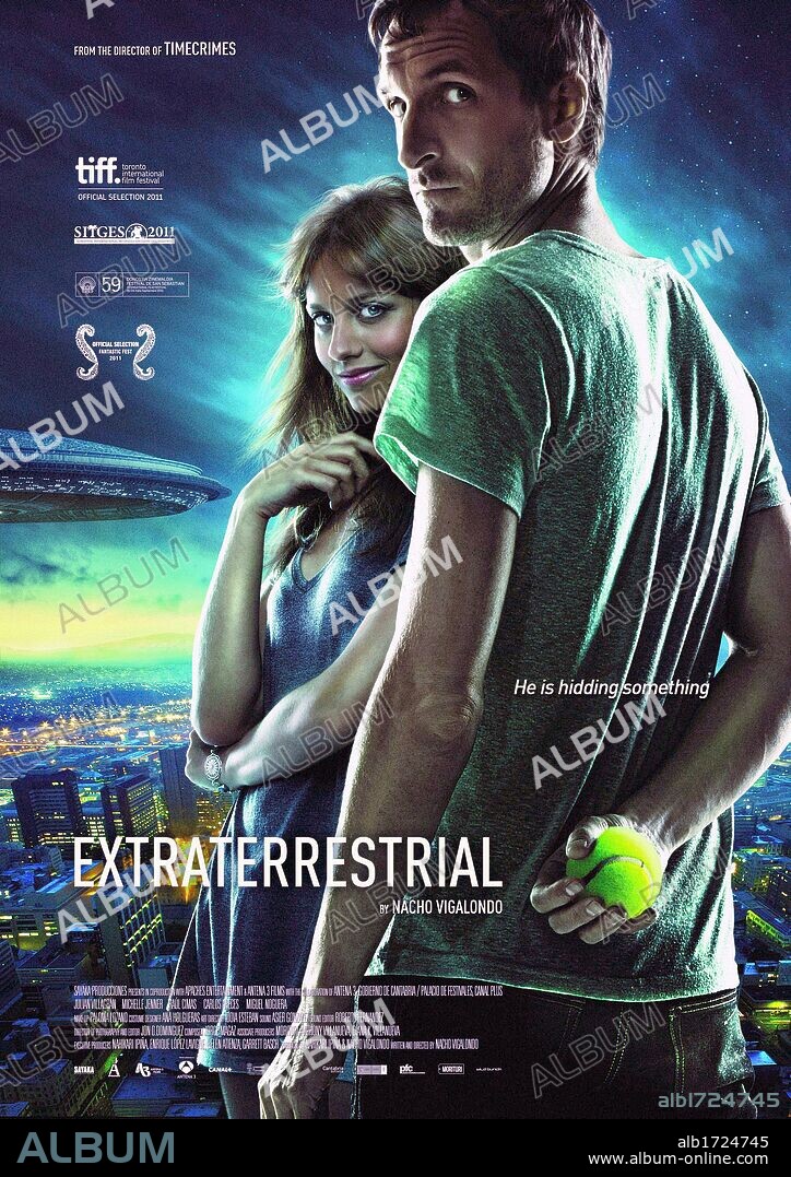 Affiche de EXTRATERRESTRE, 2011, réalisé par NACHO VIGALONDO. Copyright ARSENICO PRODUCCIONES.