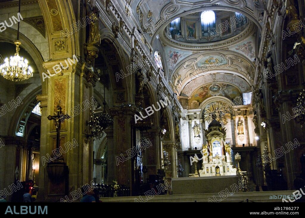 Santiago de Chile. Plaza de Armas and The Metropolitan Cathedral of Santiago (1748-1800). National Monument. .