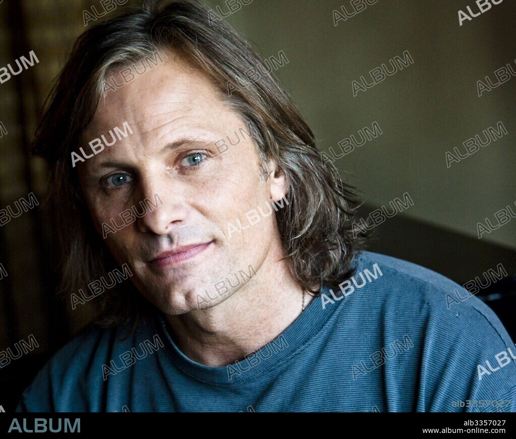 VIGGO MORTENSEN. November 7, 2009 - Hollywood, California, U.S. - Viggo Mortensen promotes 'The Road'' in Los Angeles. Viggo Peter Mortensen Jr. (born October 20, 1958) is a Danish-American actor. He made his film debut in the 1985 thriller Witness, and appeared in many notable films of subsequent years, including The Indian Runner (1991), Carlito's Way (1993), Crimson Tide (1995), Daylight (1996), The Portrait of a Lady (1996), G.I. Jane (1997), A Perfect Murder (1998), A Walk on the Moon (1999), and 28 Days (2000). Mortensen received international attention in the early 2000s with his role as Aragorn in the epic film trilogy The Lord of the Rings. In 2005, Mortensen won critical acclaim for the crime thriller A History of Violence. Two years later Promises (2007) earned him further critical acclaim and a nomination for the Academy Award for Best Actor. A Dangerous Method (2011) resulted in a nomination for the Golden Globe Award for Best Supporting Actor Motion Picture. Other well-received films have included Appaloosa (2008), Far from Men, The Guest. He received a second Best Actor nomination in 2017 at the 89th Academy Awards for his role in Captain Fantastic. 07/11/2009