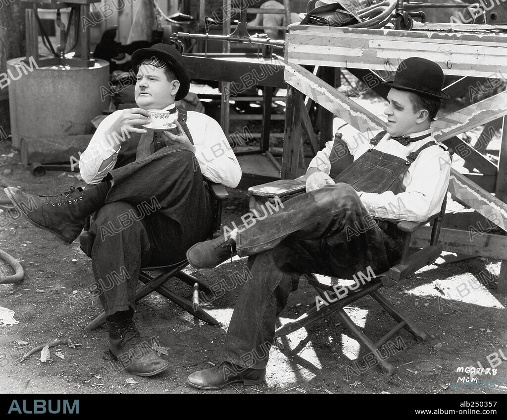 OLIVER HARDY and STAN LAUREL in TOWED IN A HOLE, 1932, directed by ALAN MARSHALL. Copyright HAL ROACH/MGM.