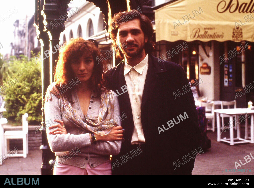DARIO GRANDINETTI en EL LADO OSCURO DEL CORAZÓN, 1992, dirigida por ELISEO SUBIELA. Copyright VHERO FILMS.
