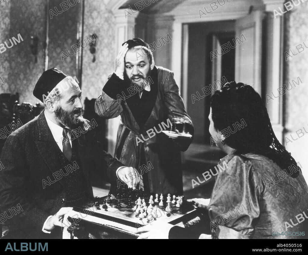 Chess scene from Mirele Efros, 1938. Yiddish language film with English sub-titles, starring Berta Gersten in the title role. Written by Jacob Gordin and directed by Josef Berne.