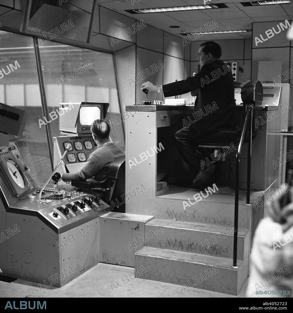 Steelworks control centre, Park Gate Iron & Steel Co, Rotherham, South Yorkshire, 1964. From the control room, which was located high above the mill floor, the operators were able to control the processes of the foundry.