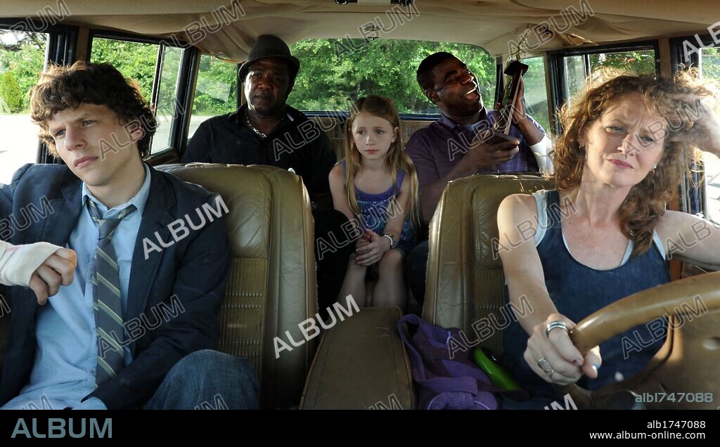 EMMA RAYNE LYLE, ISIAH WHITLOCK JR., JESSE EISENBERG, MELISSA LEO and TRACY MORGAN in WHY STOP NOW, 2012, directed by PHIL DORLING. Copyright BCDF PICTURES / HUTCHINGS, JACOB.