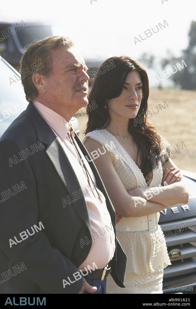 JAIME MURRAY dans HUSTLE-TV, 2004, réalisé par ROBERT BAILEY. Copyright AMERICAN MOVIE CLASSICS (AMC)/BRITISH BROADCASTING CORPORATI.