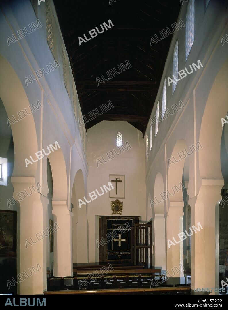 INTERIOR DE LA IGLESIA DE SAN LUCAS DE TOLEDO - SIGLO XII.