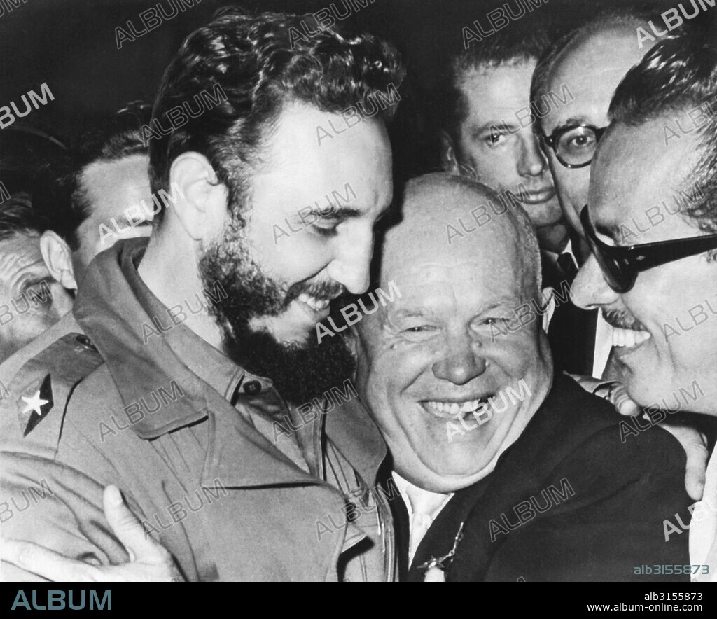 New York, New York:  September 20, 1960 A jovial greeting takes place between Cuba's Prime MInister Fidel Castro and Soviet Union's Premier Nikita Khrushchev when they met at the United Nations today.