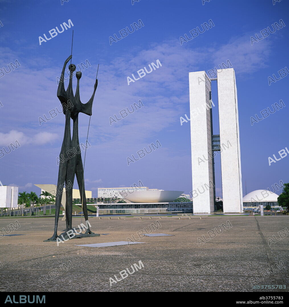 OSCAR NIEMEYER. Statues, before the Palacio do Congresso, Brasilia, UNESCO World Heritage Site, Brazil, South America.