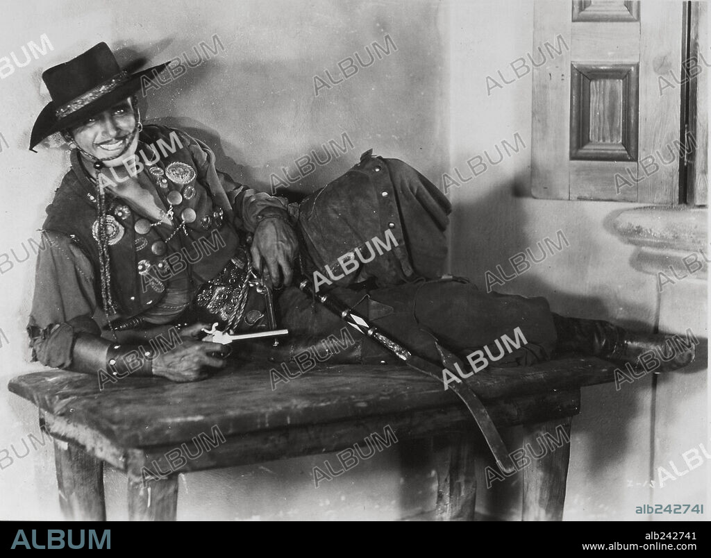 DOUGLAS FAIRBANKS in THE GAUCHO, 1927, directed by F. RICHARD JONES. Copyright UNITED ARTISTS.