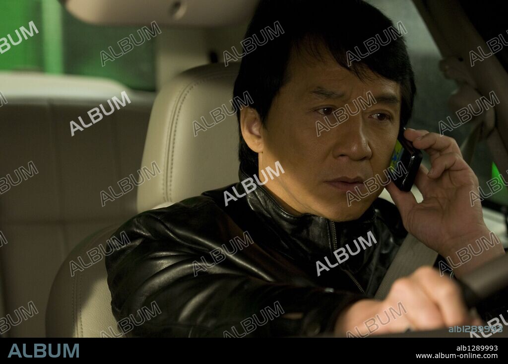 JACKIE CHAN in THE SPY NEXT DOOR, 2010, directed by BRIAN LEVANT. Copyright LIONSGATE/RELATIVITY MEDIA/ROBERT SIMONDS PRODUCTIONS.