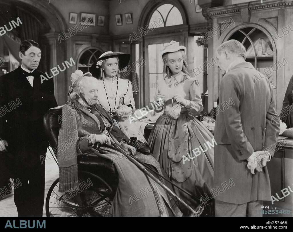 BETTE DAVIS y MIRIAM HOPKINS en LA SOLTERONA, 1939 (THE OLD MAID), dirigida por EDMUND GOULDING. Copyright WARNER BROTHERS.