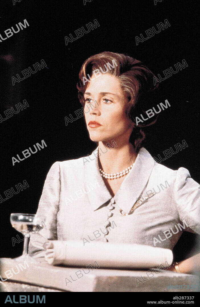 JANE FONDA dans JULIA, 1977, réalisé par FRED ZINNEMANN. Copyright 20TH CENTURY FOX.