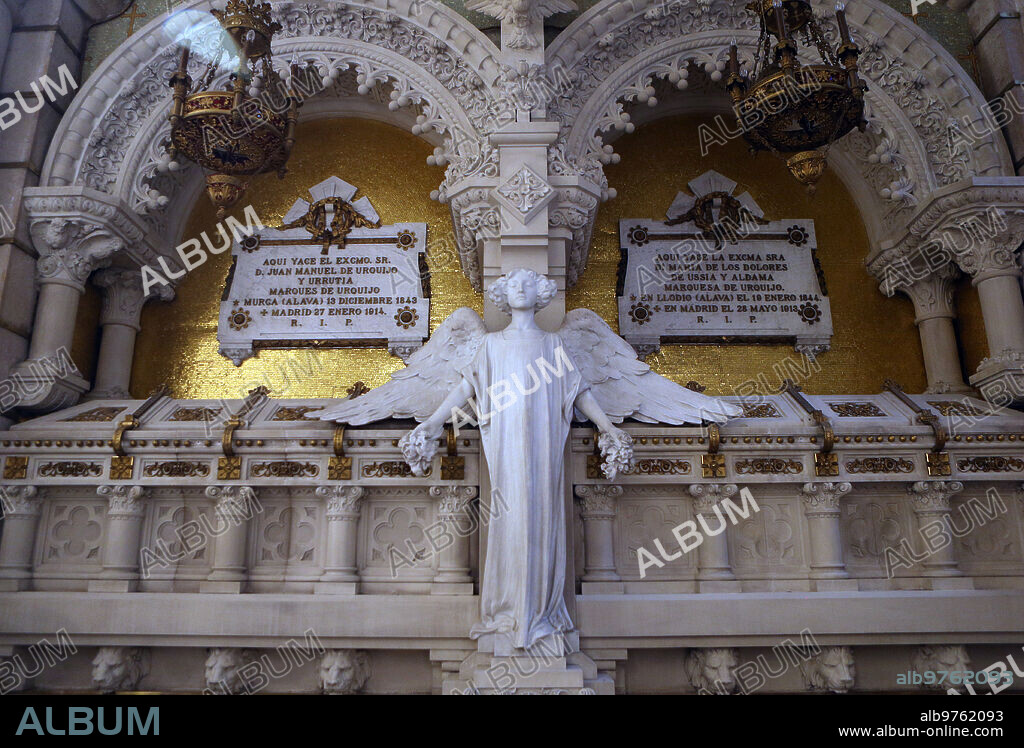 Madrid, 18/09/2014. Interior de la cripta de la catedral de la Almudena. Los restos de los Marqueses de Urquijo descansan en este panteón. Foto: Ernesto Agudo. ARCHDC.