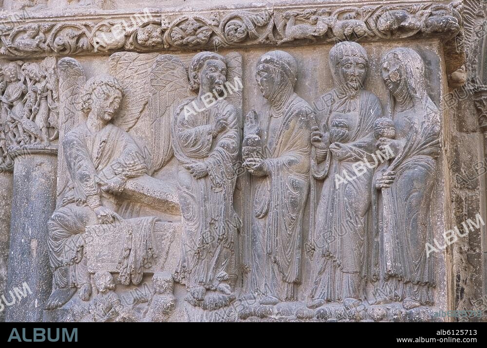 Estella (Navarra, Spain), San Miguel Arcángel church, North portal.-The three Marys at the tomb.-Relief, late 12th century A.D. Photo, 2009.