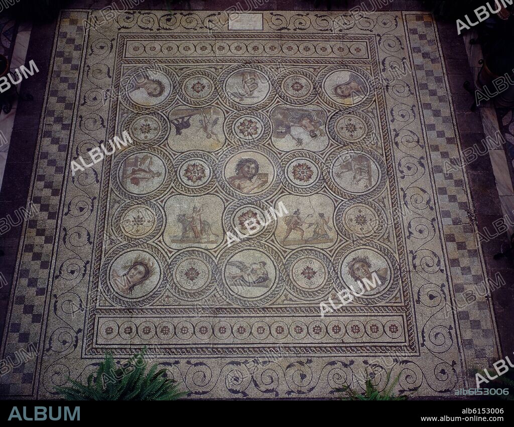 MOSAICO ROMANO DEL DIOS PAN - PROCEDENTE DE ITALICA - SIGLO II.