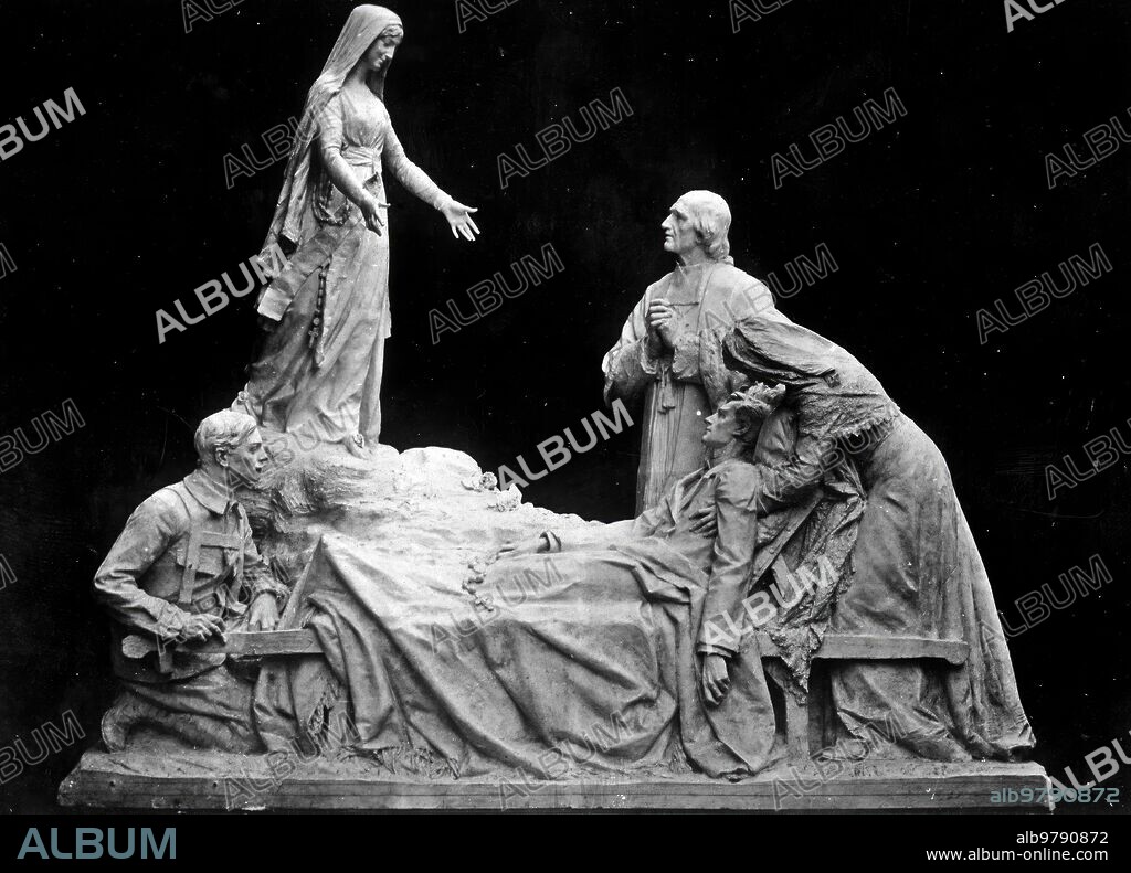 An offering to the Virgin of Lourdes "Salus Infirmorum" monument by the sculptor Jules Dechin Offered by the Diocese of Cambrain tomorrow it will be solemnly inaugurated on September 1 by the archbishop and with the assistance of all the Pilgrims of the north.