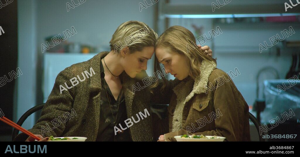 EVAN RACHEL WOOD and JULIA SARAH STONE in ALLURE, 2017, directed by CARLOS SANCHEZ and JASON SANCHEZ. Copyright MICRO_SCOPE.