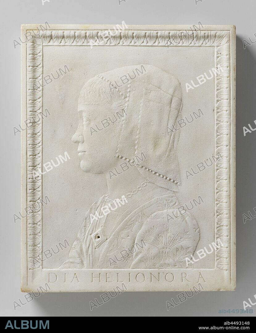 Portrait of Eleonora or Aragon, Eleonora of Aragon is depicted three-quarters to the left and with the head in profile against a flat background, enclosed on three sides by a frame with flat leaf motif and below by a smooth frame, on which her name, DIA HELIONORA. On the head she wears a cloth pinned to a hood, which is covered with balls, covers the neck and releases the forehead and part of the hair. Her 'velvet' rug with puffy sleeves shows a pomegranate motif. Underneath a second dress and a shirt with a decorated border. Around the neck a necklace with a ribbon with diamond shaped pendant. A hole has been made for a decorative stone (?), Eleonora van Aragon, Sperandio di Bartolommeo Savelli (attributed to), Ferrara (stad), c. 1473, marble (rock), h 28.5 cm × w 23.5 cm × d 2.8 cm × w 4240.