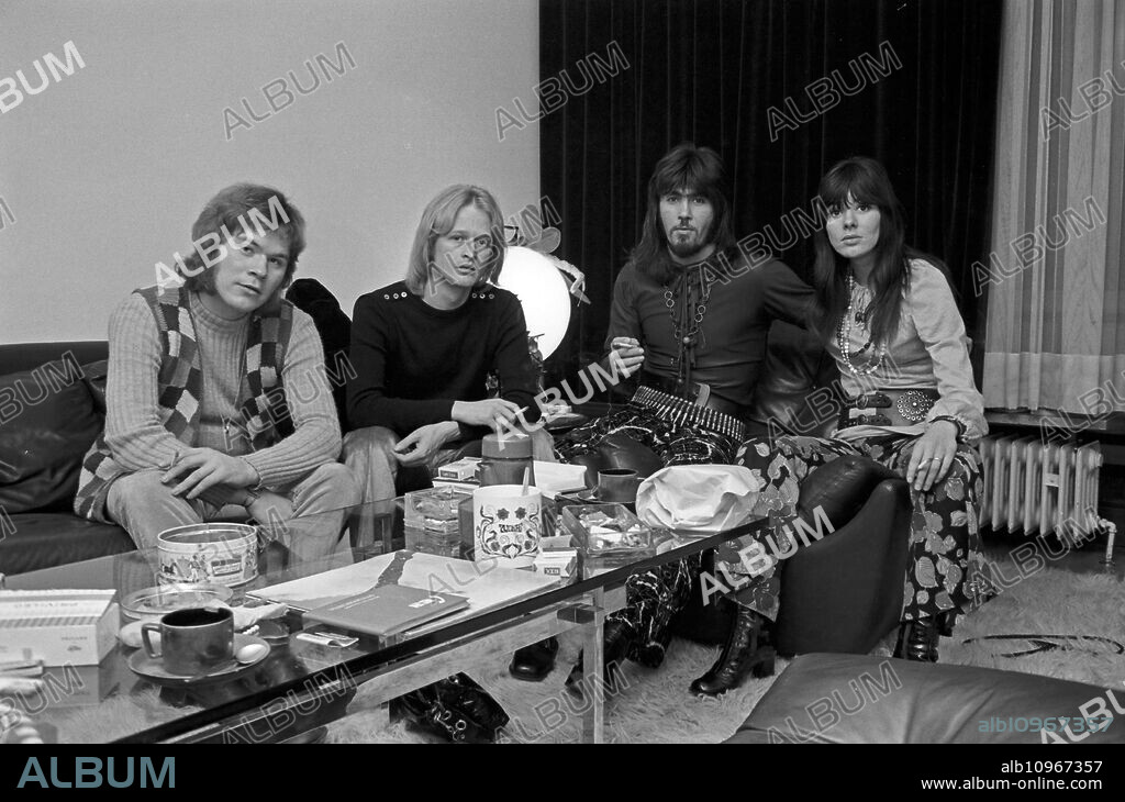 Singers Abi Ofarim, Susan Aviles, Thomas Hock and Peter Petrel at Munich, Germany 1960s.