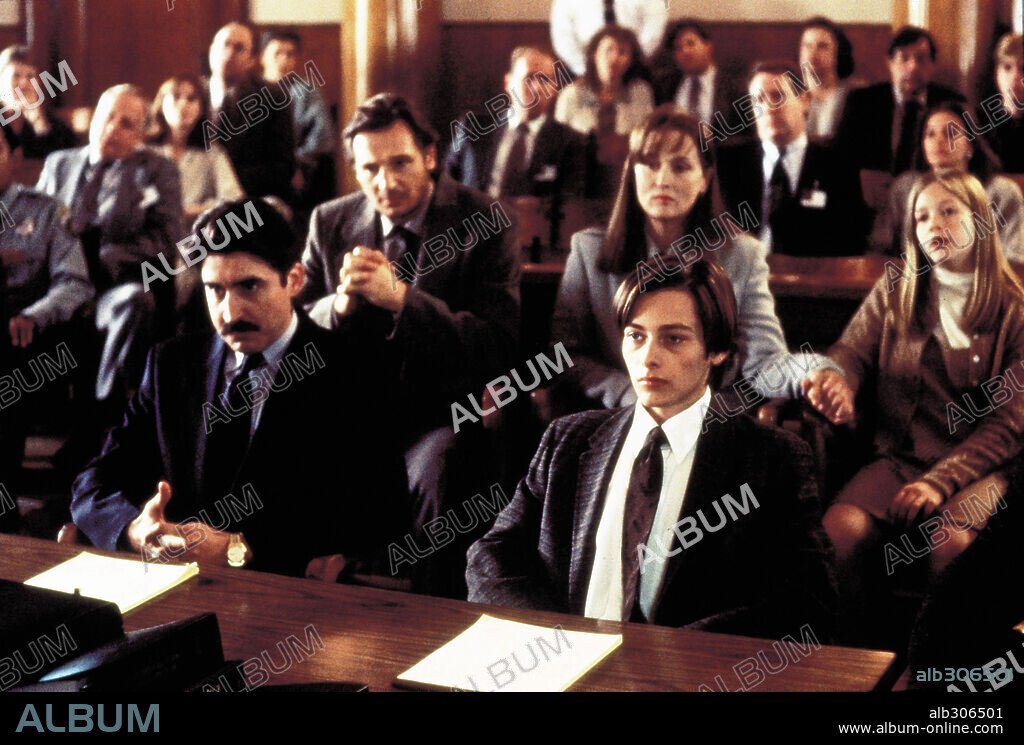 ALFRED MOLINA, EDWARD FURLONG, LIAM NEESON and MERYL STREEP in BEFORE AND AFTER, 1996, directed by BARBET SCHROEDER. Copyright HOLLYWOOD PICTURES.