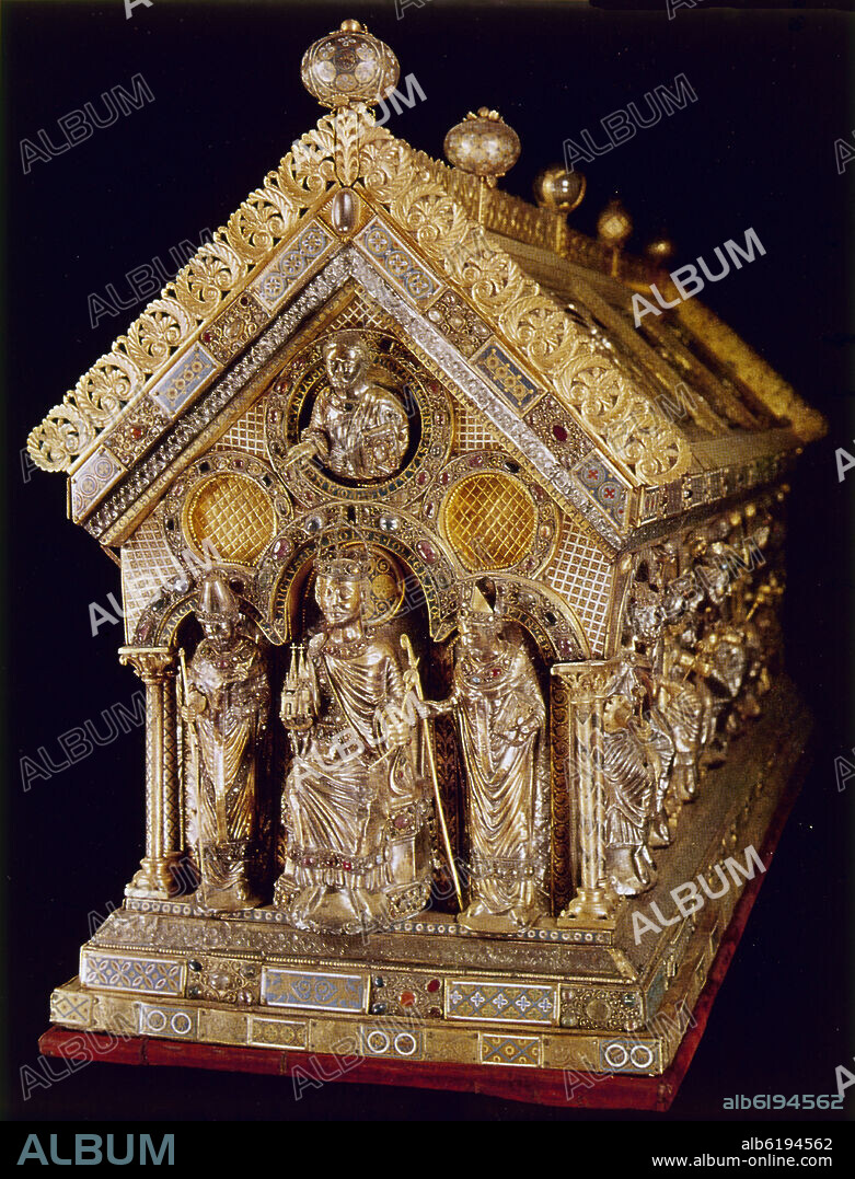 RELICARIO DE SAN CARLOMAGNO EN PLATA Y COBRE DORADO - SIGLO XII/XIII - CULTURA DE BRUSELAS.