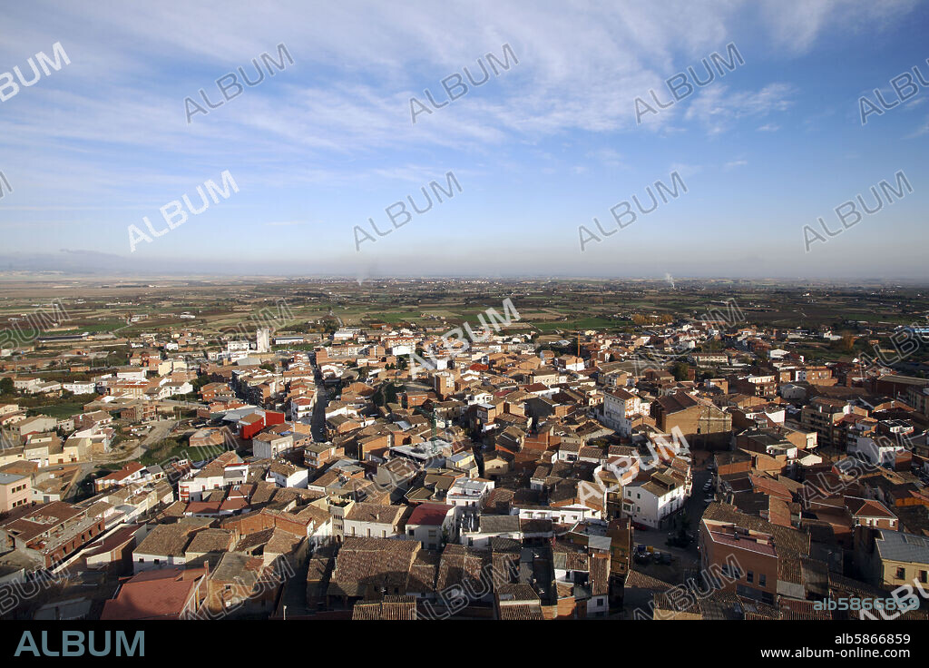 Alguaire; vista del pueblo desde el mirador del Sagrat Cor.
