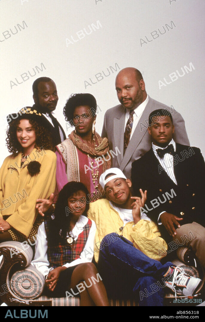 ALFONSO RIBEIRO, JAMES AVERY, JANET HUBERT-WHITTEN, JOSEPH MARCELL, KARYN PARSONS, TATYANA ALI y WILL SMITH en EL PRÍNCIPE DE BEL-AIR, 1990 (THE FRESH PRINCE OF BEL-AIR), dirigida por ALFONSO RIBEIRO. Copyright NBC.