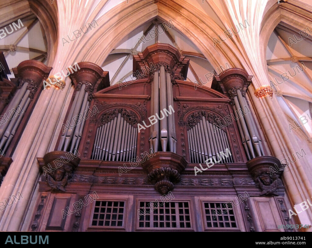 The organ, Bristol Cathedral, Bristol cathedral, England. The organ was originally built in 1685 by Renatus Harris. some of the original work, including the case and pipes, is incorporated into the present instrument, which was built by J. W. Walkers and sons in 1907.
