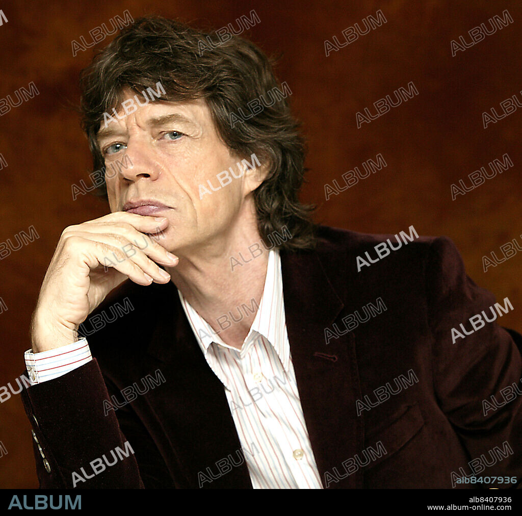 MICK JAGGER. September 30, 2004 - Hollywood, California, U.S. - Mick Jagger a member of The Rolling Stones. (Credit Image: © Armando Gallo/ZUMA Studio).